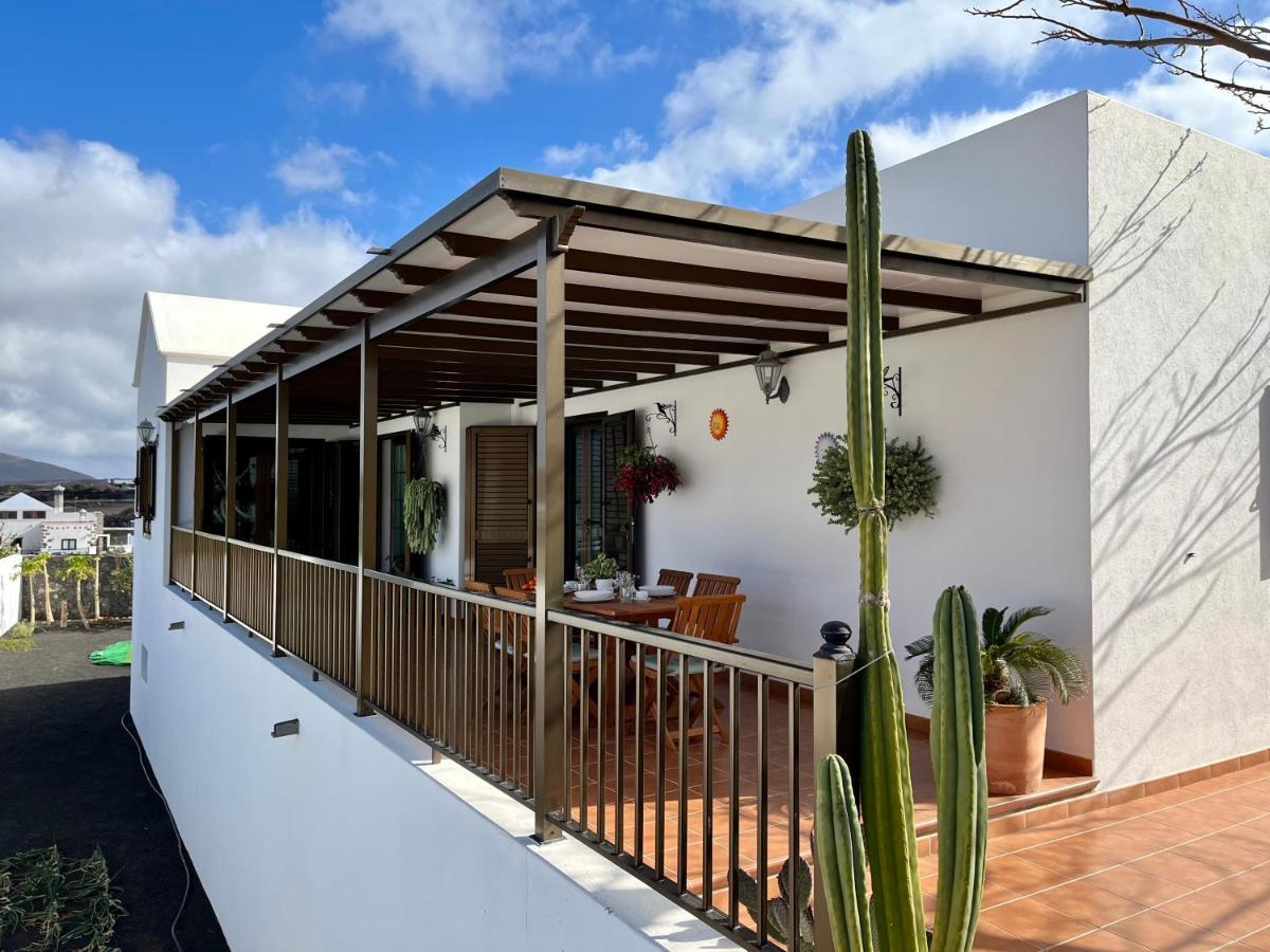 Casa Lava Villa Yaiza  Buitenkant foto