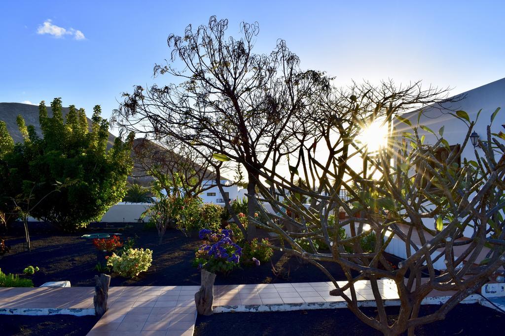 Casa Lava Villa Yaiza  Buitenkant foto